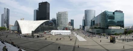 Le parvis de la Dfense