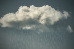 Nuage et pluie