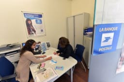 Bureau d'une conseillre de la Banque Postale