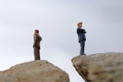 Un conflit entre deux personnes