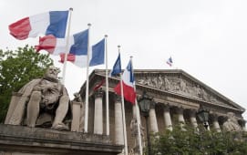 Statue de Sully devant l'Assemble nationale