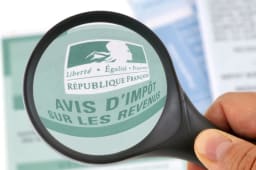 Avis d'impts  la loupe