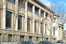 Faade sud-est du Palais d'Ina