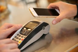Paiement en magasin avec un smartphone