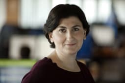 Clarisse Djabbari, directrice adjointe Lyxor ETF et gestion indicielle