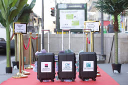 Mise en scne organise par Oxfam, le 27 mars 2017  Paris