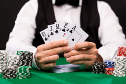 Un joueur de poker