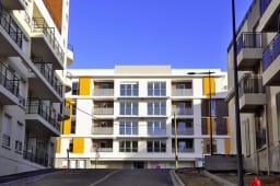Un immeuble neuf