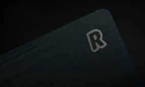 Carte bancaire mtallique de Revolut