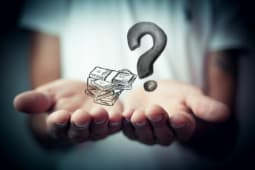 Point d'interrogation et argent