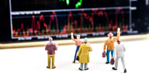 Bourse et figurines