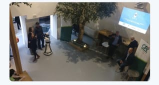 Inbenta, robot, Leenby