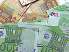 Billets de 50 et 100 euros