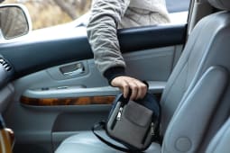 Vol dans une voiture