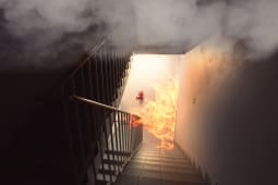 Incendie dans les parties communes d'un immeuble