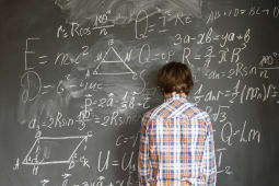 Mathmatiques, ado au tableau