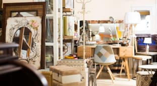 Magasin de meuble d'occasion