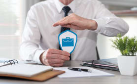 Un professionnel souscrit une assurance