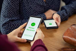 Transfert d'argent entre deux mobiles
