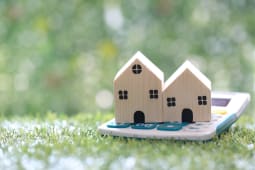 Face  l'inflation, Bercy envisage de plafonner la hausse de la taxe foncire