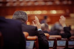 Le Snat s'oppose au transfert des cotisations Agirc-Arrco