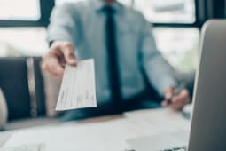 Coupure de courant : pouvez-vous rclamer une baisse de votre facture d'lectricit ?