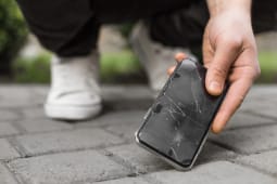 Un tlphone portable cass