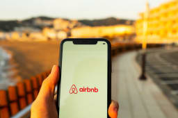 frais airbnb, tarifs airbnb, airbnb