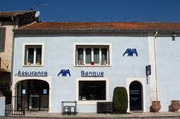 Credit immo : plomb par la hausse des taux, Axa banque suspend son activit