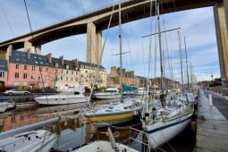 Banque la moins chre en Bretagne (photo : Saint-Brieuc)