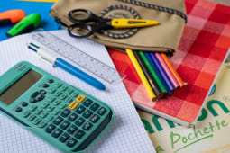 Allocation de rentre scolaire verse par la CAF