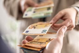 Un billet de 50 euros 