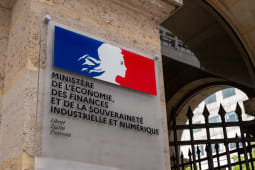 Plaque du ministre de l'conomie