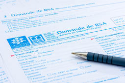 Un formulaire pour demander le Revenu de solidarit active (RSA).