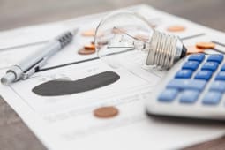 Les factures d'lectricit vont subir l'augmentation d'une taxe en 2025