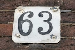 63 ans
