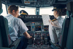 Un pilote de ligne touche un salaire important