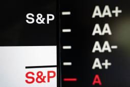 La note de la dette franaise est sous pression