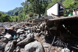 Le cyclone Garance va coter cher aux assurances.