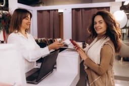 Les banques en ligne proposent le paiement mobile avec de nombreux wallets