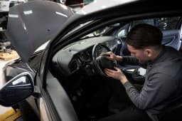 800 000 vhicules supplmentaires quips d'airbags Takata doivent arrter de rouler !