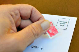 Les prix des timbres vont exploser dbut 2026.