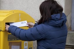 Le prix des timbres a explos en dix ans.