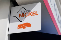 Nickel lance son livret d'�pargne.