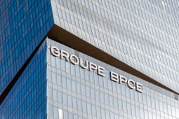 Vue ext�rieure du si�ge social du groupe bancaire fran�ais BPCE
