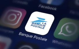 Banque Populaire logo sur un �cran num�rique