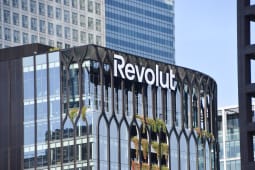 Vue du si&Atilde;ge de Revolut &agrave; Canary Wharf, le 8 ao&ucirc;t 2025 &agrave; Londres, au Royaume-Uni.