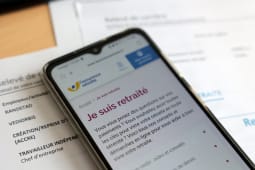 FRANCE-BUDGET-PENSION-RETRAITE-PROTECTION SOCIALE