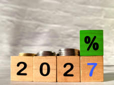Concept de planification financi&egrave;re et de croissance de l'argent 2027