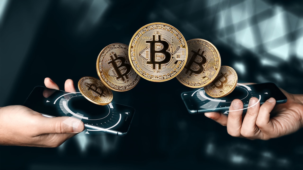 Souvent présentés comme une alternative aux moyens de paiement traditionnels, les crypto-actifs peinent encore à s'imposer dans les usages du quotidien. Entre limites techniques, dépendance au système bancaire et enjeux de souveraineté, la Banque de 